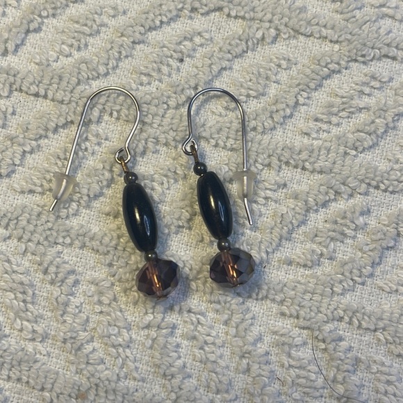 Elegant Black and Brown Dangle Earrings - Picture 4 of 5